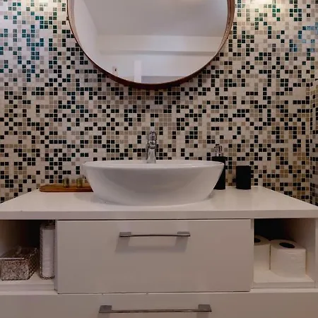 Alverna Apartment